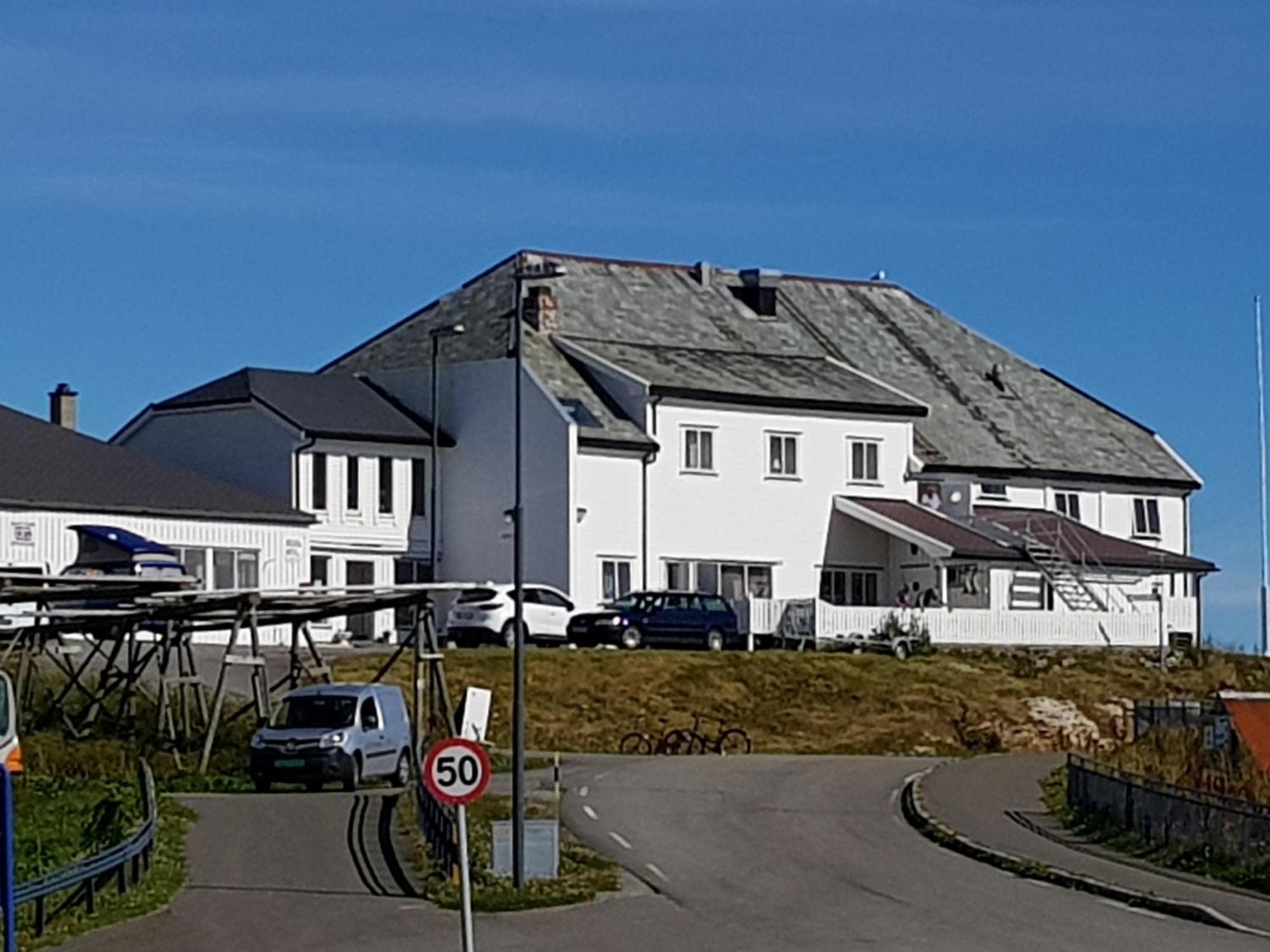 Fiskarheimen Havly, Rost Hotel Exterior photo